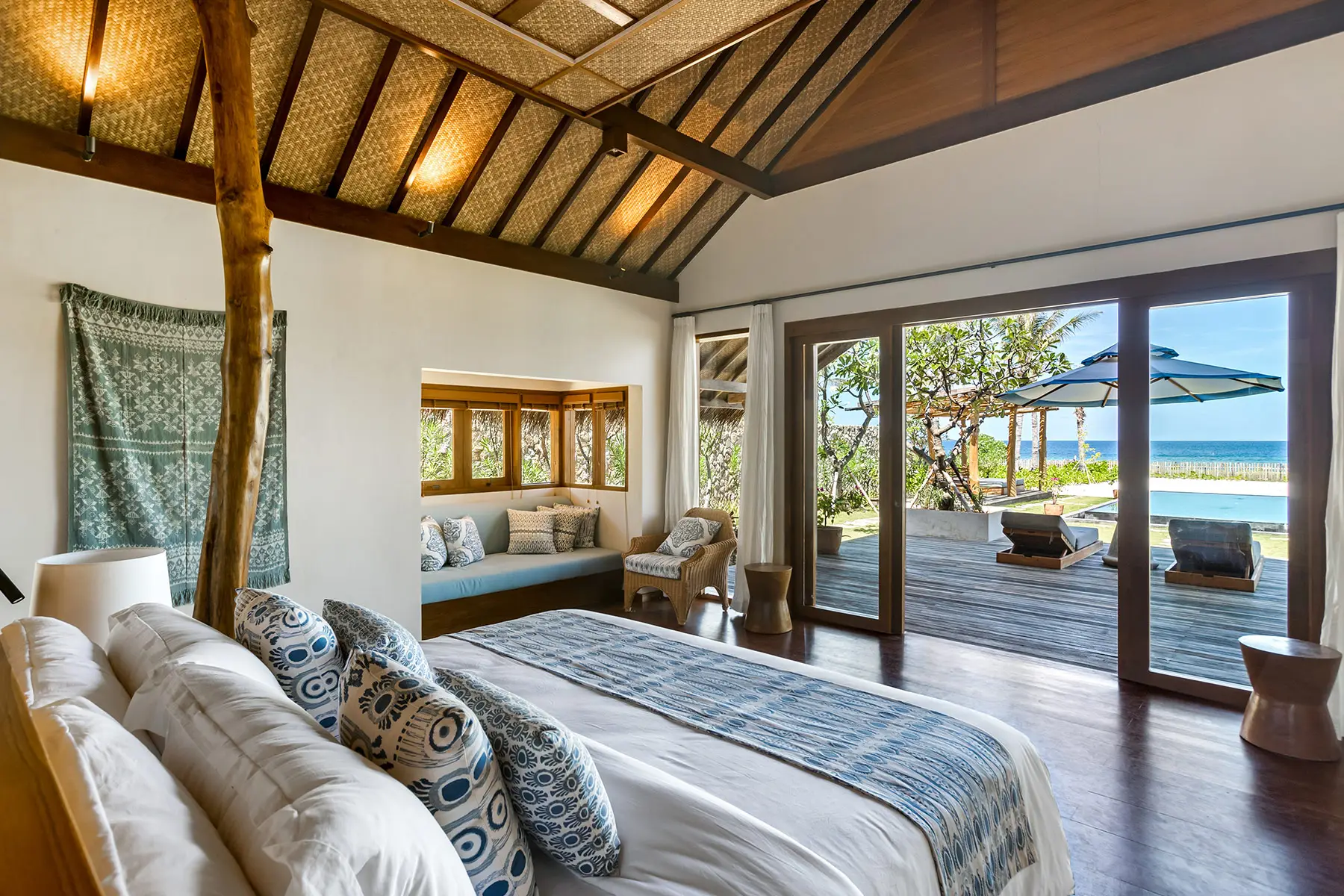 NIHIRoteHospitalityAcademy Ume Boa Beachfront