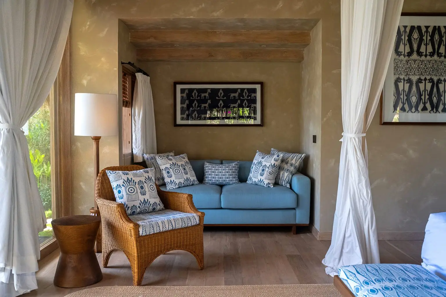 Nihi Rote Ume Boa Guestroom