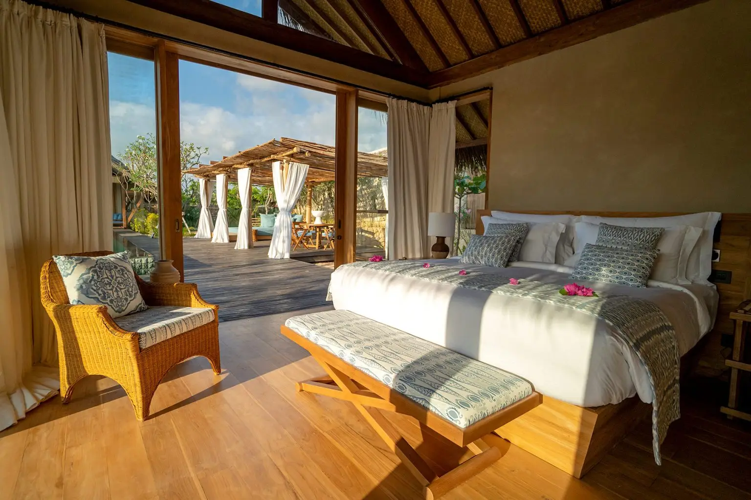 Nihi Rote Ume Leo Garden Bedroom Pool View