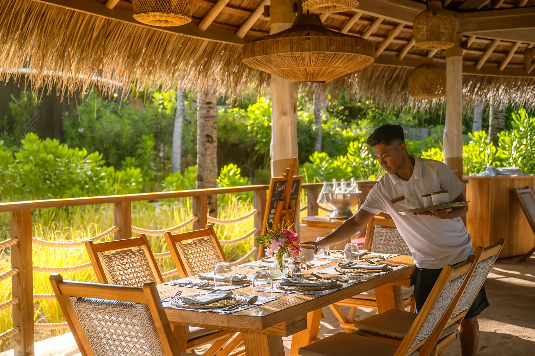 Nammo Beach Club Nihi Rote 6