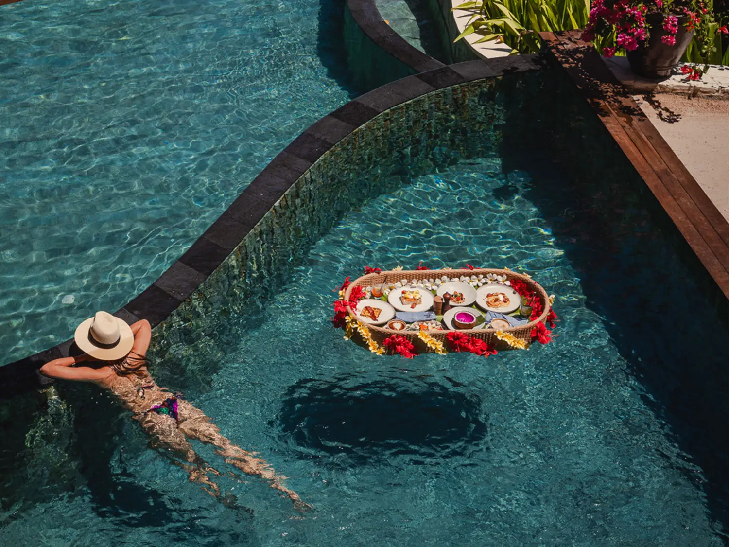 Floating Breakfast 1