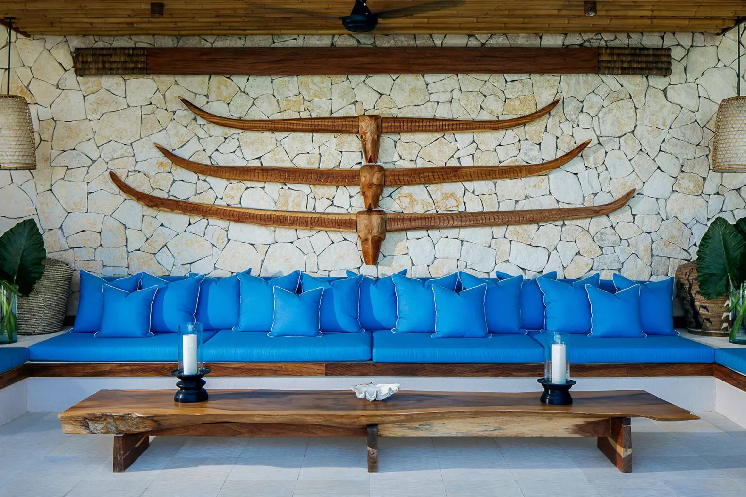 Putri Lantoro Nihi Sumba 7