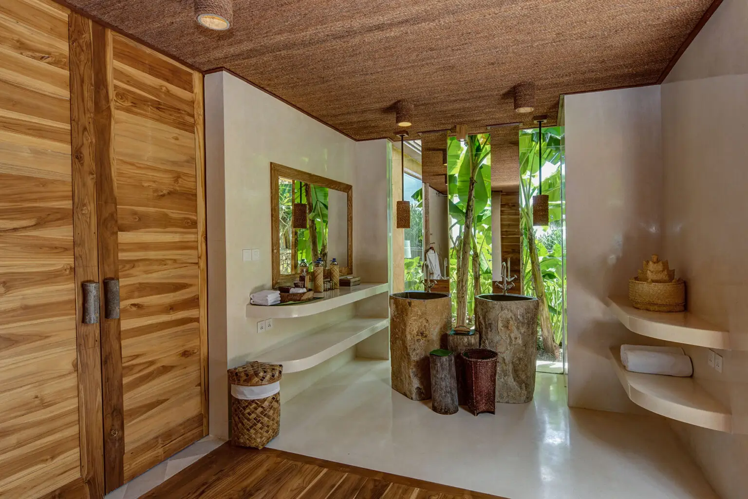 Putri Wamoro Beach Nihi Sumba 6