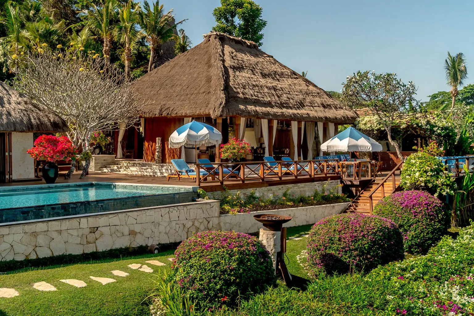Raja Mandaka Villa Ocean View Nihi Sumba 4