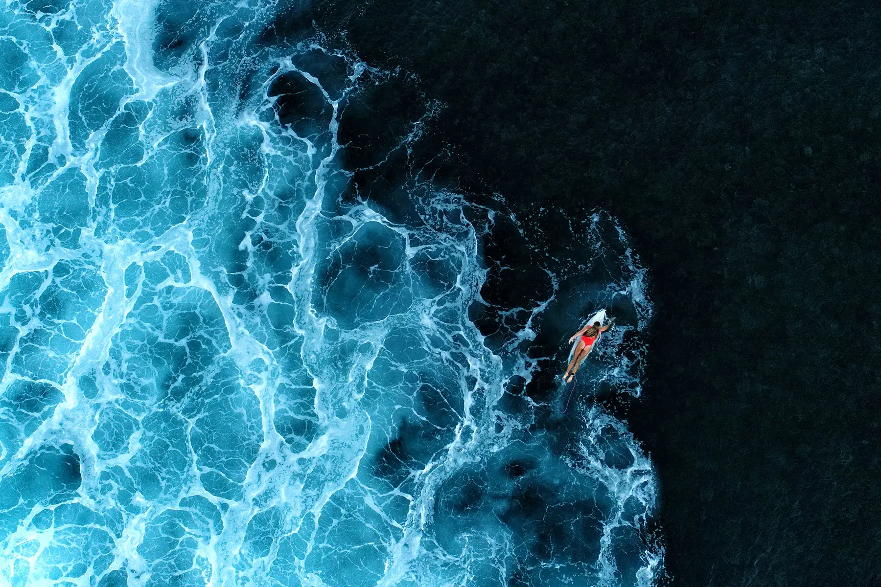 Surfing Nihi Sumba 1