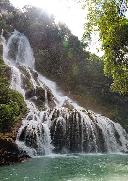 Lapopu Waterfall