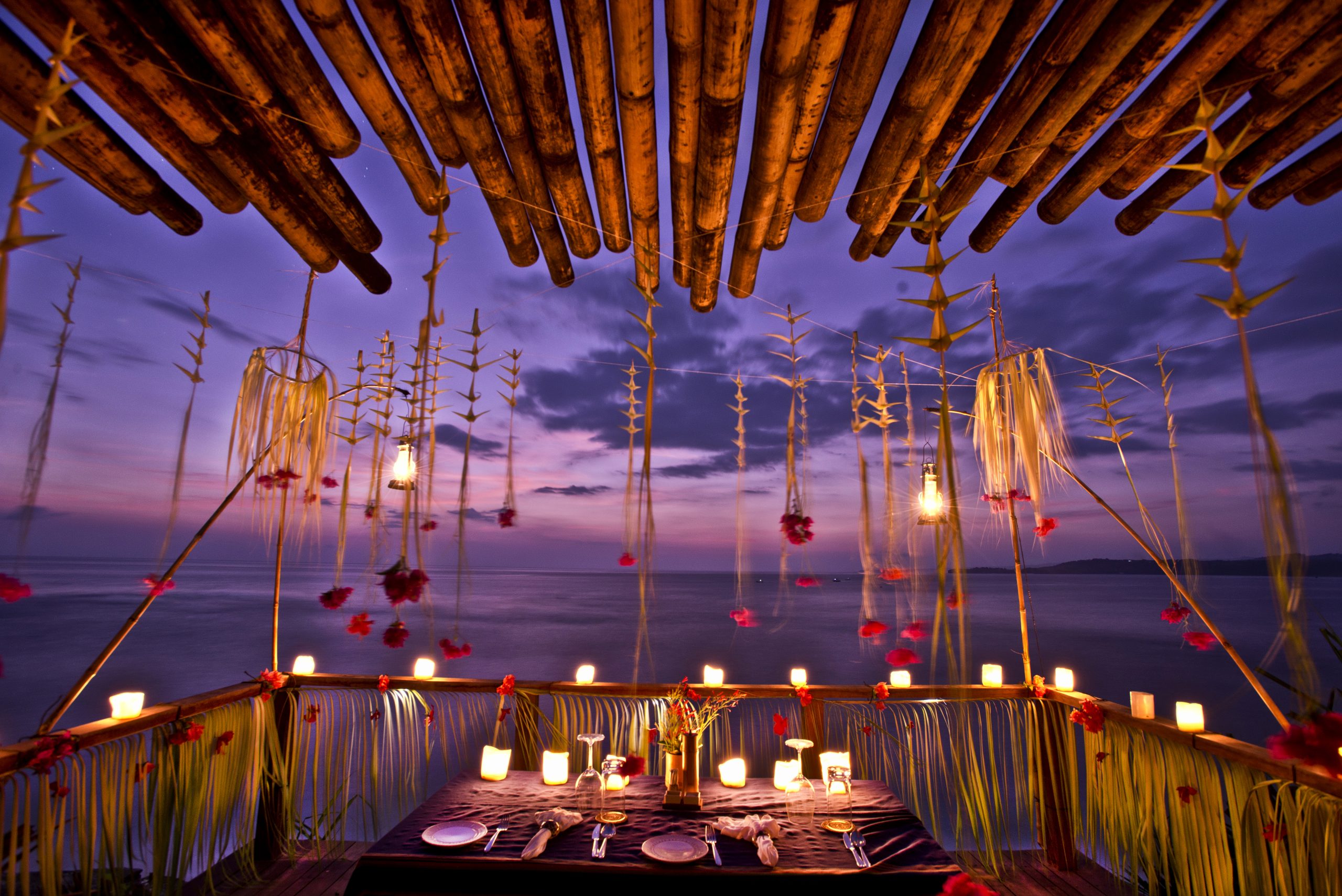 SebastianSuki_Marangga Cliffside Bale - Private dining with view