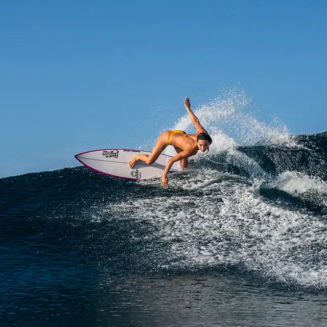Surfing In Rote